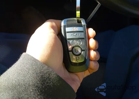 2021 Ford F-150 Xlt z USA, uszkodzony, nr VIN 1FTEW1EP7MKD96437